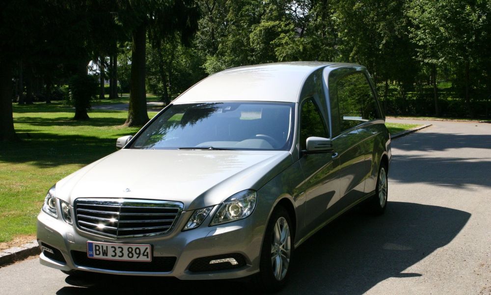 Mercedes 212/250, årgang 2010